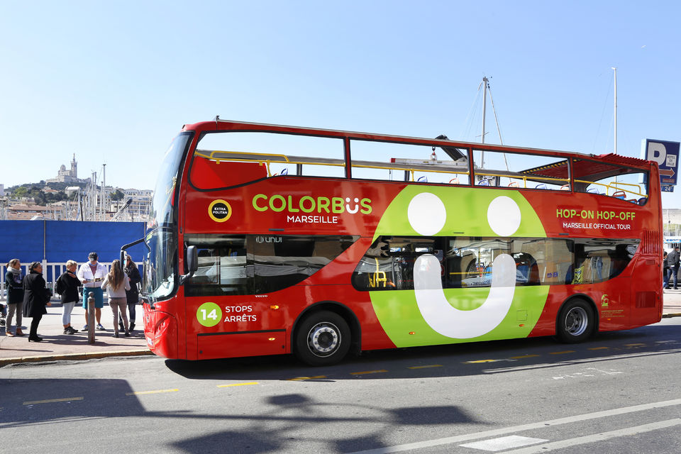 Bus touristique Hop-On / Hop-Off – Marseille avec arrêts multiples
