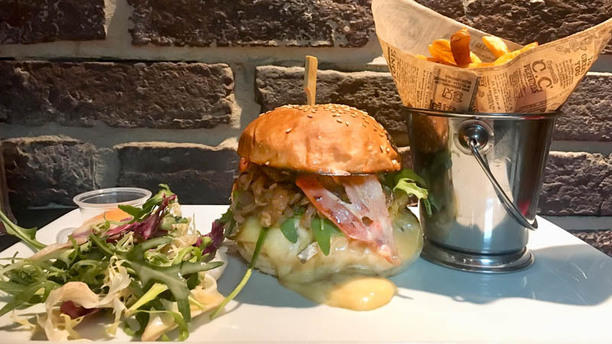 Restaurant Burger et Salades Le Bistro Du Panier à Marseille