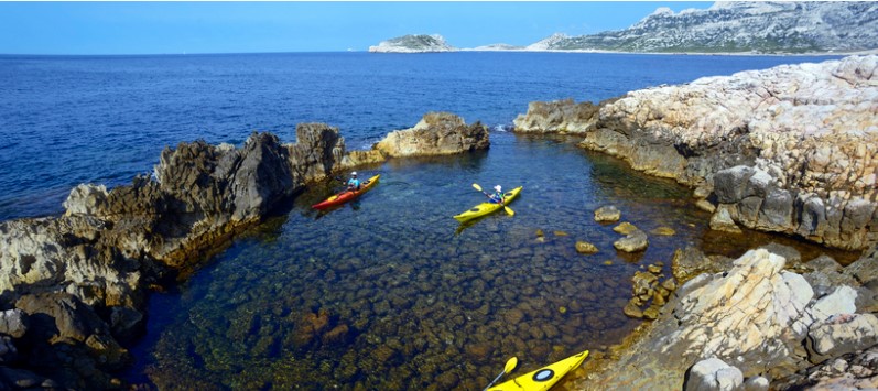 Louer un Kayak de mer et Visiter les calanques de la Ciotat
