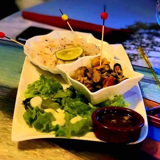 plat servi aux 3 ILETS à Saint-sulpice-de-faleyrens