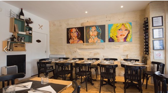 salle du restaurant chai les copains quai bacalan bordeaux