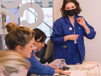 2 ateliers maroquinerie : Sac-à-main en cuir ou petite maroquinerie dans le 1er arrondissement à Lyon